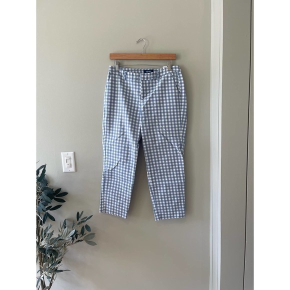 Old Navy Women’s  blue and white capris​​​​​​​​​​​​​ - Picture 1 of 6